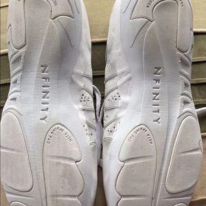 Nfinity Flyte cheer shoes